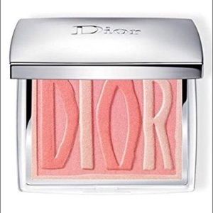 DIOR LABEL PALLET BLUSH COULEUR ET LUMIERE.